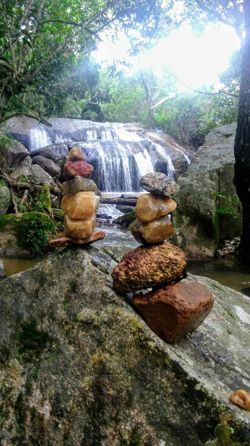 Govinda Moeda Pousada Bagian luar foto