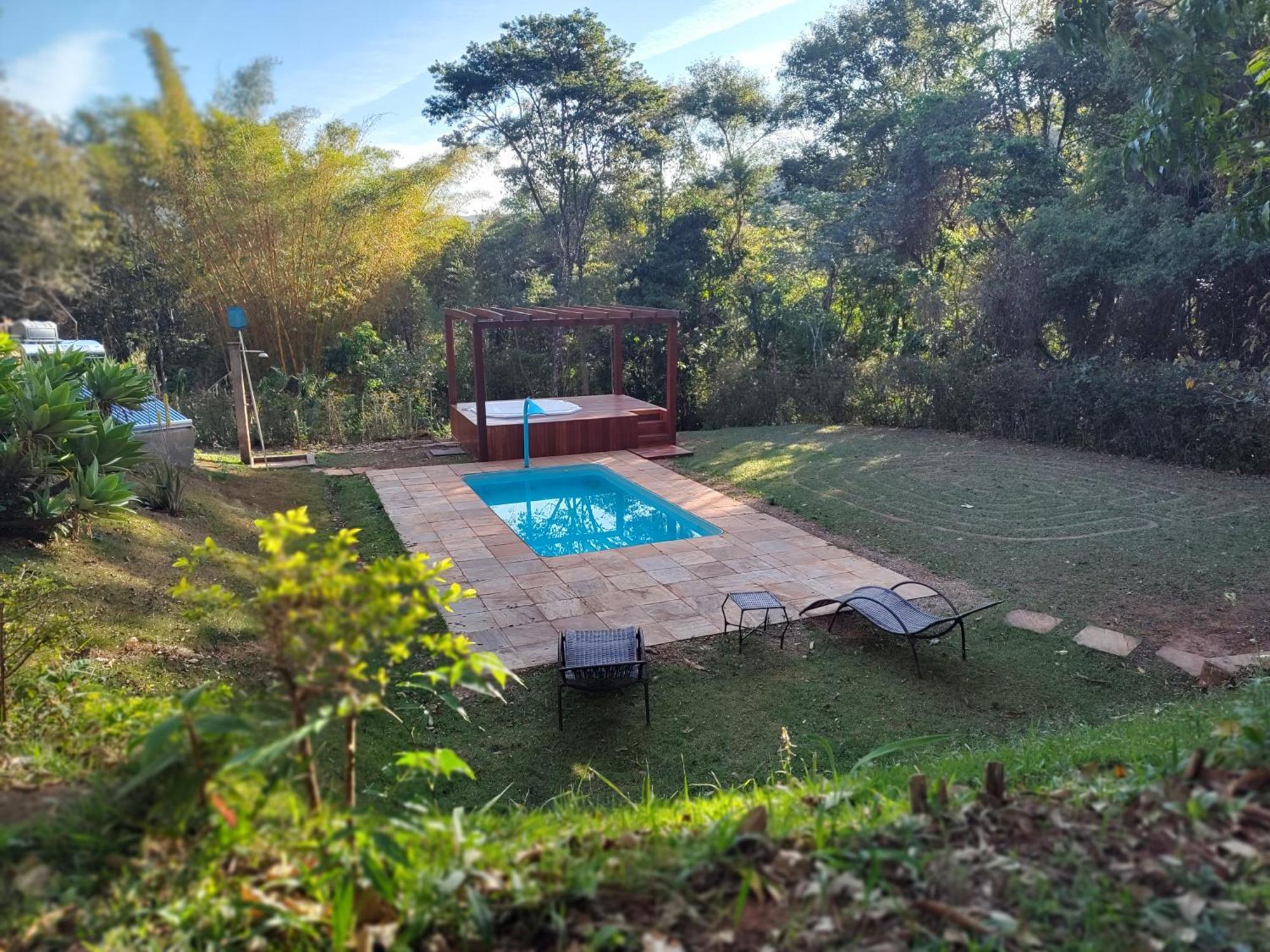 Govinda Moeda Pousada Bagian luar foto